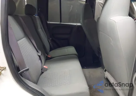 2006 Jeep Liberty Sport from USA, damaged, VIN 1J4GL48K46W252109